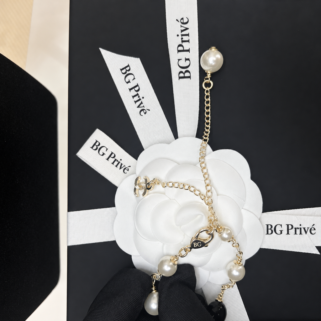 Faux Pearl &amp; Black Beads Baroque Sautoir Necklace