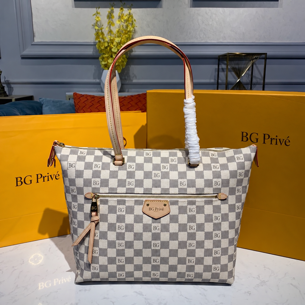 Iena MM Damier Azur Shoulder Tote