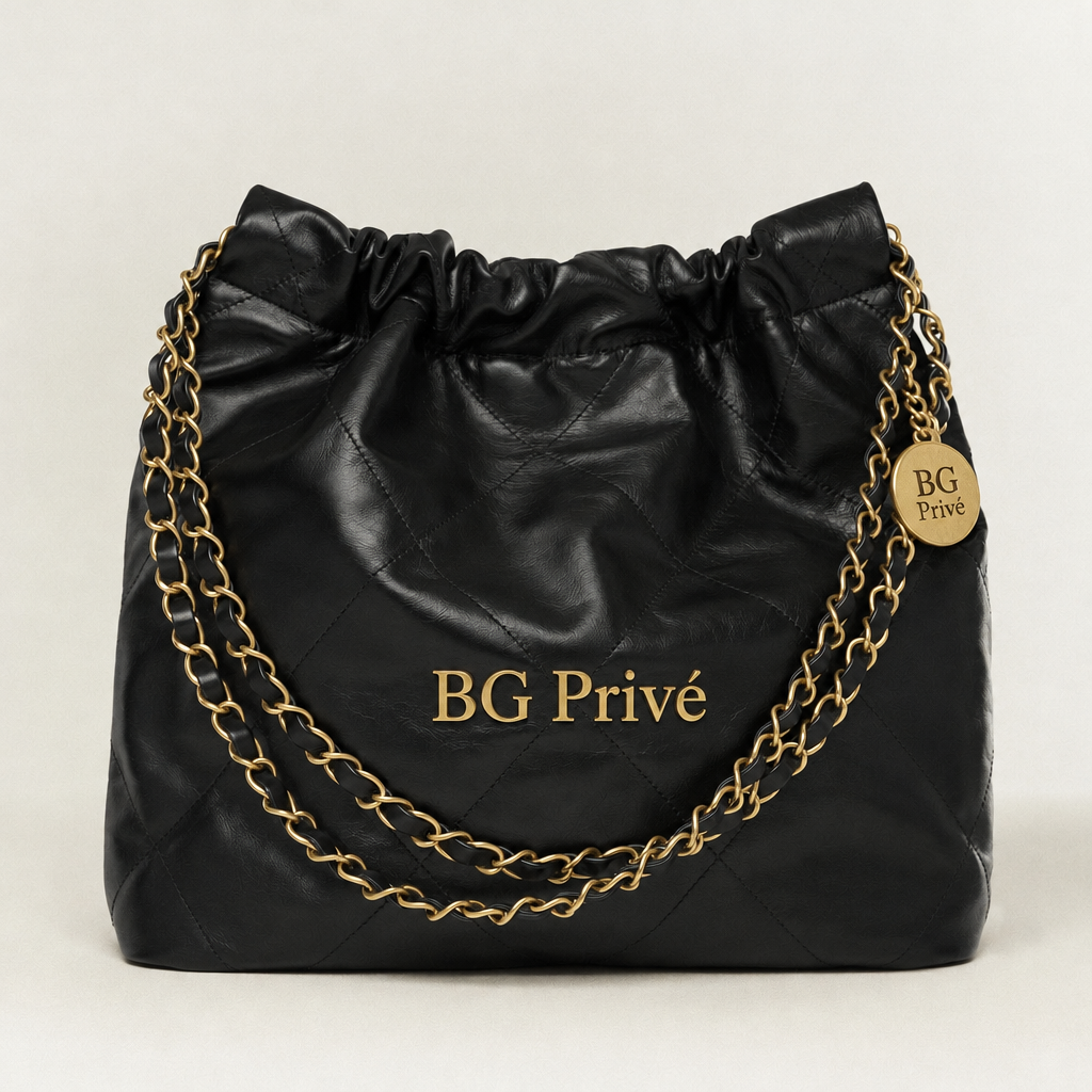 22 Small Handbag in Black Shiny Calfskin