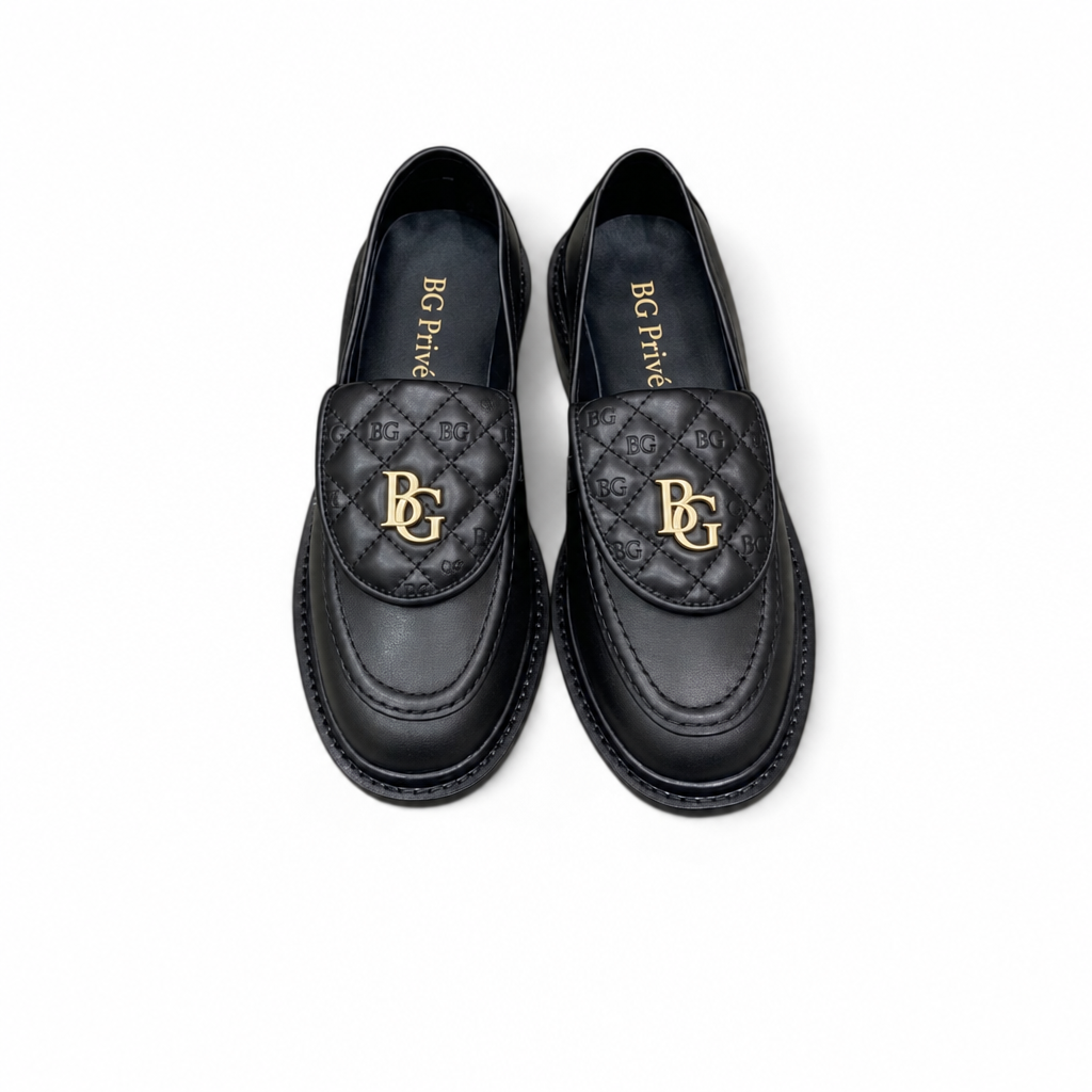 G36646 Quilted Tab Turnlock Loafers
