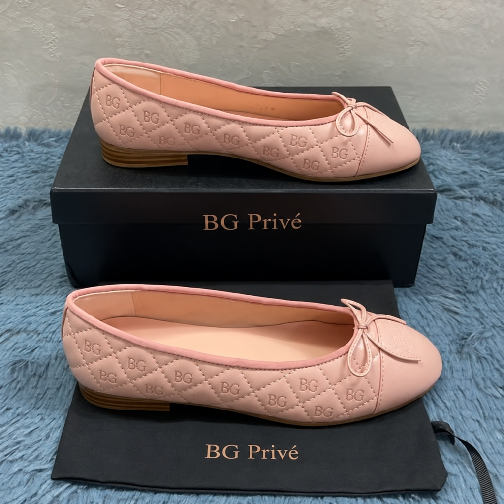 Interlocking Quilted Leather Ballet Flats