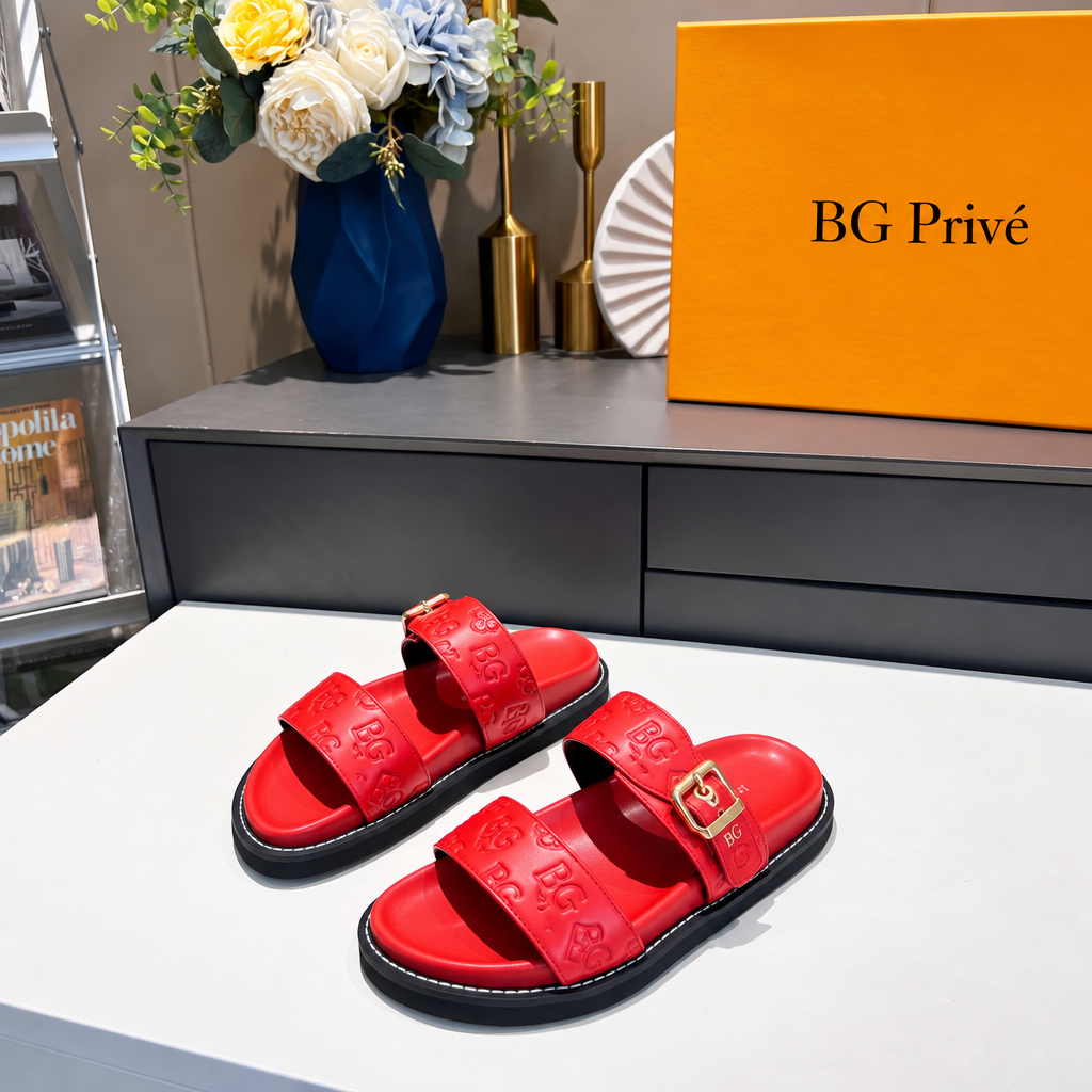 Bom Dia mule – Flat Mule in Bright Red Leather