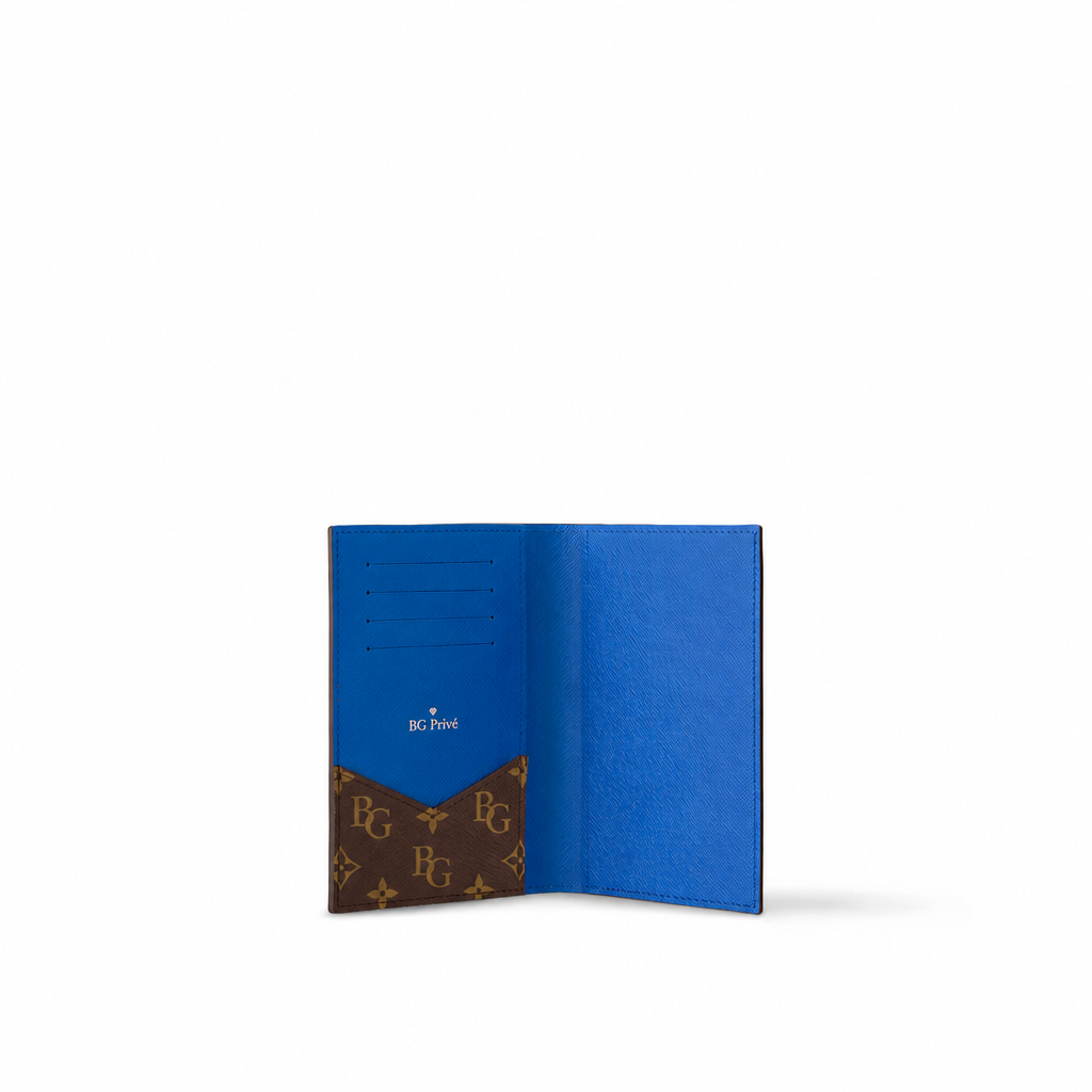 Passport Cover in Monogram Canvas M64502