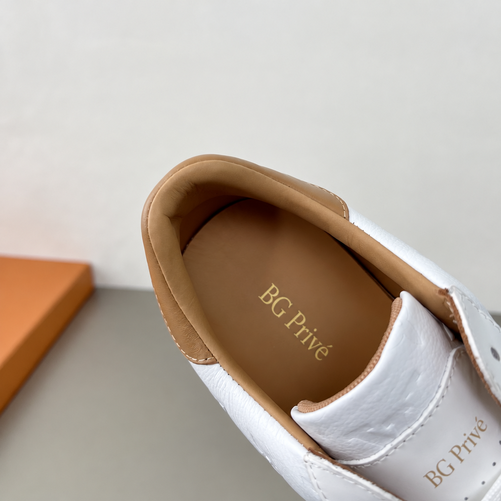 Beverly Hills Sneaker in White 1A8V3L