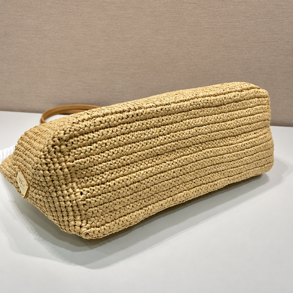 Raffia Tote Bag in Natural Beige and White – 1BG442