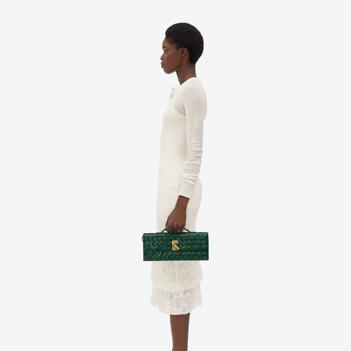 Andiamo Clutch in Emerald Green