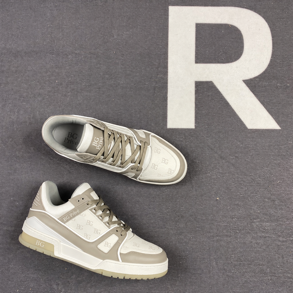Trainer Sneaker Grey and White 1A9VOS