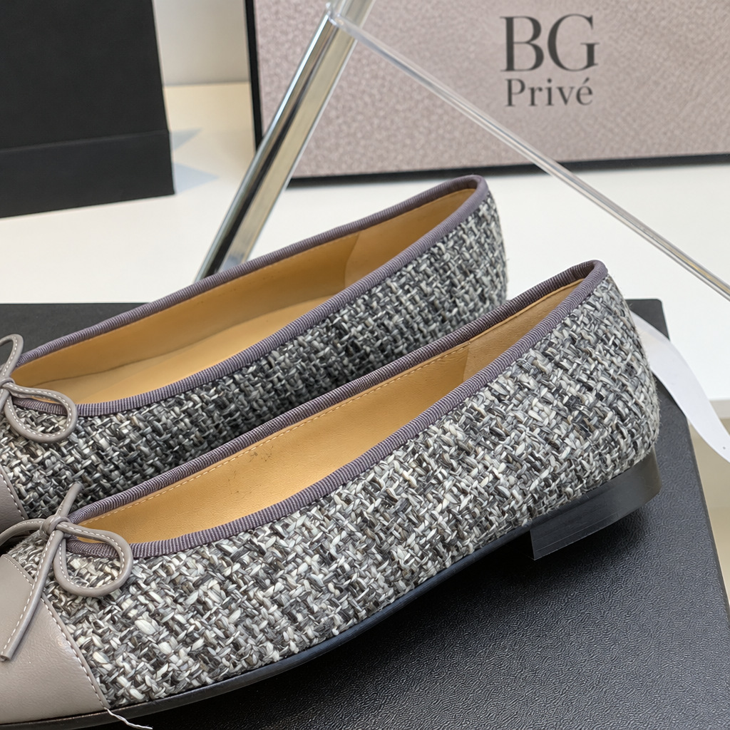 Tweed Cap-Toe Bow Logo Ballerina Flats