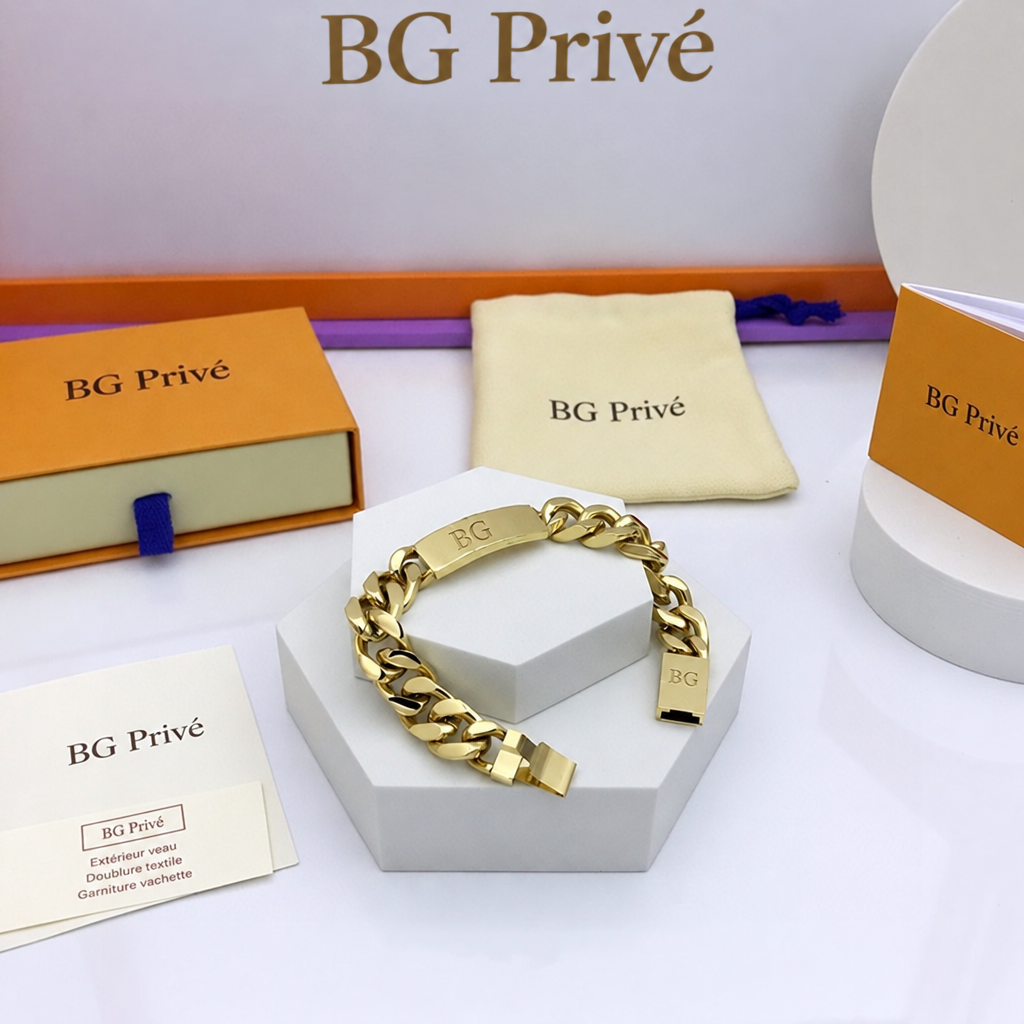 Chain Bracelet with Monogram Plaque and Cuban Links